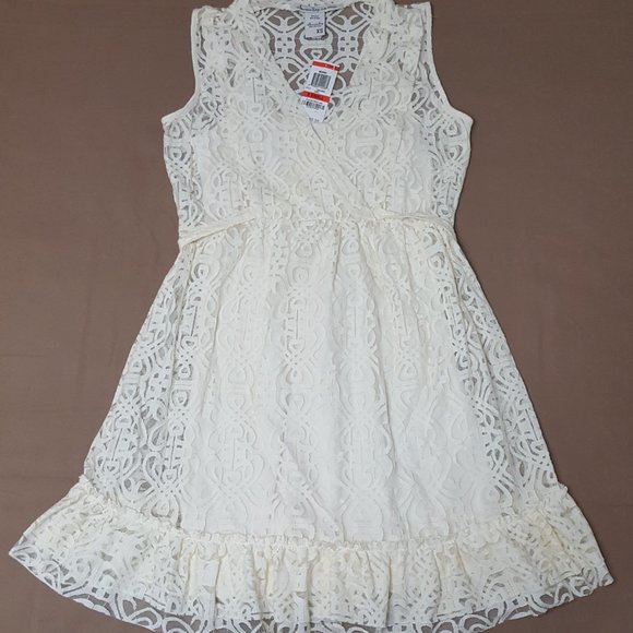 NWT American Rag Cie Women´s Ivory Dress, Size XS - Picture 15 of 16